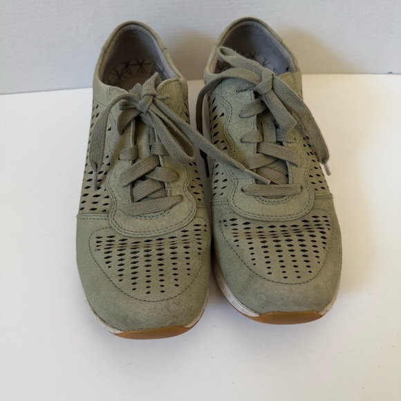 Dansko Suede Leather Sneakers Women Size 8 Lace Up Comfy Breathable Lightweight - Picture 4 of 14